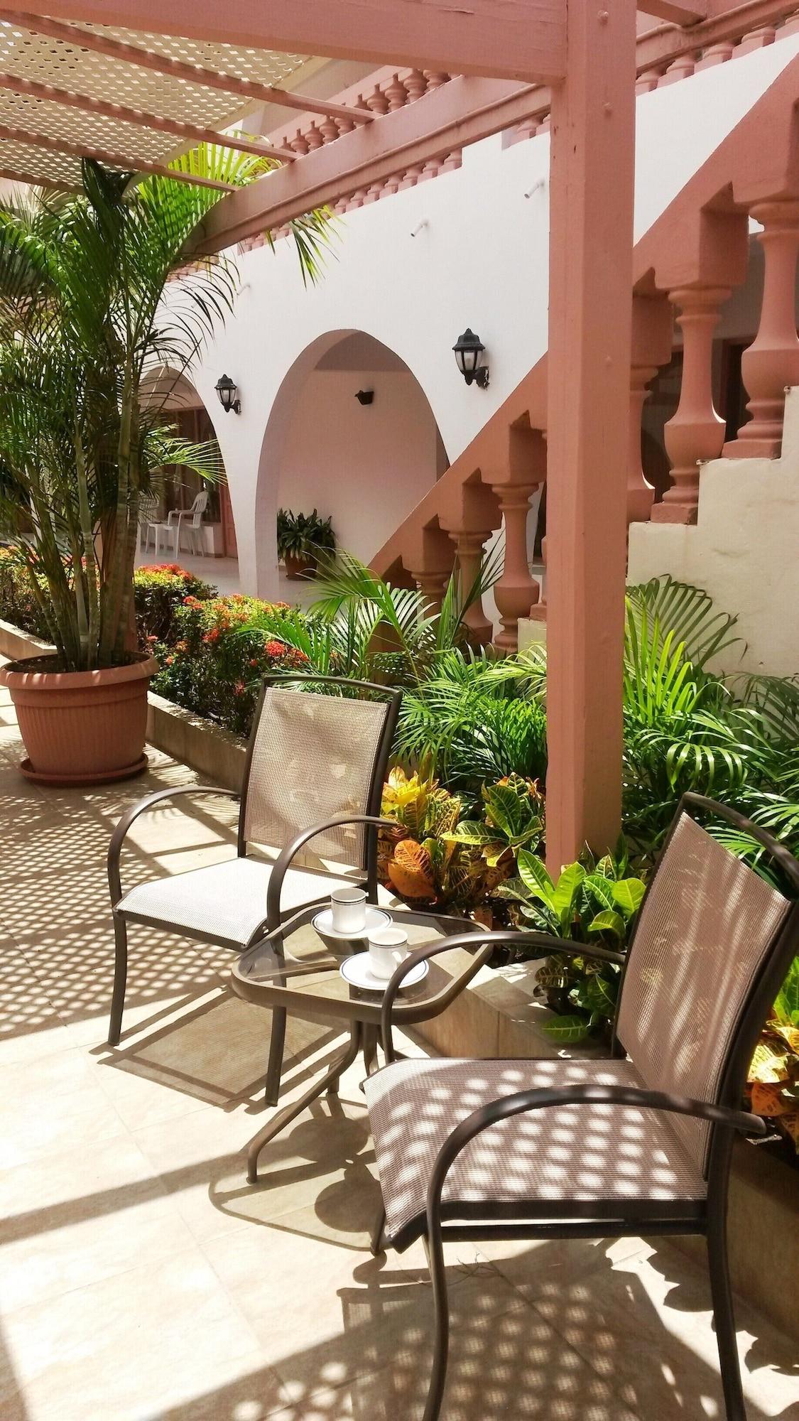 Sasaki Apartments Палм Бийч Екстериор снимка