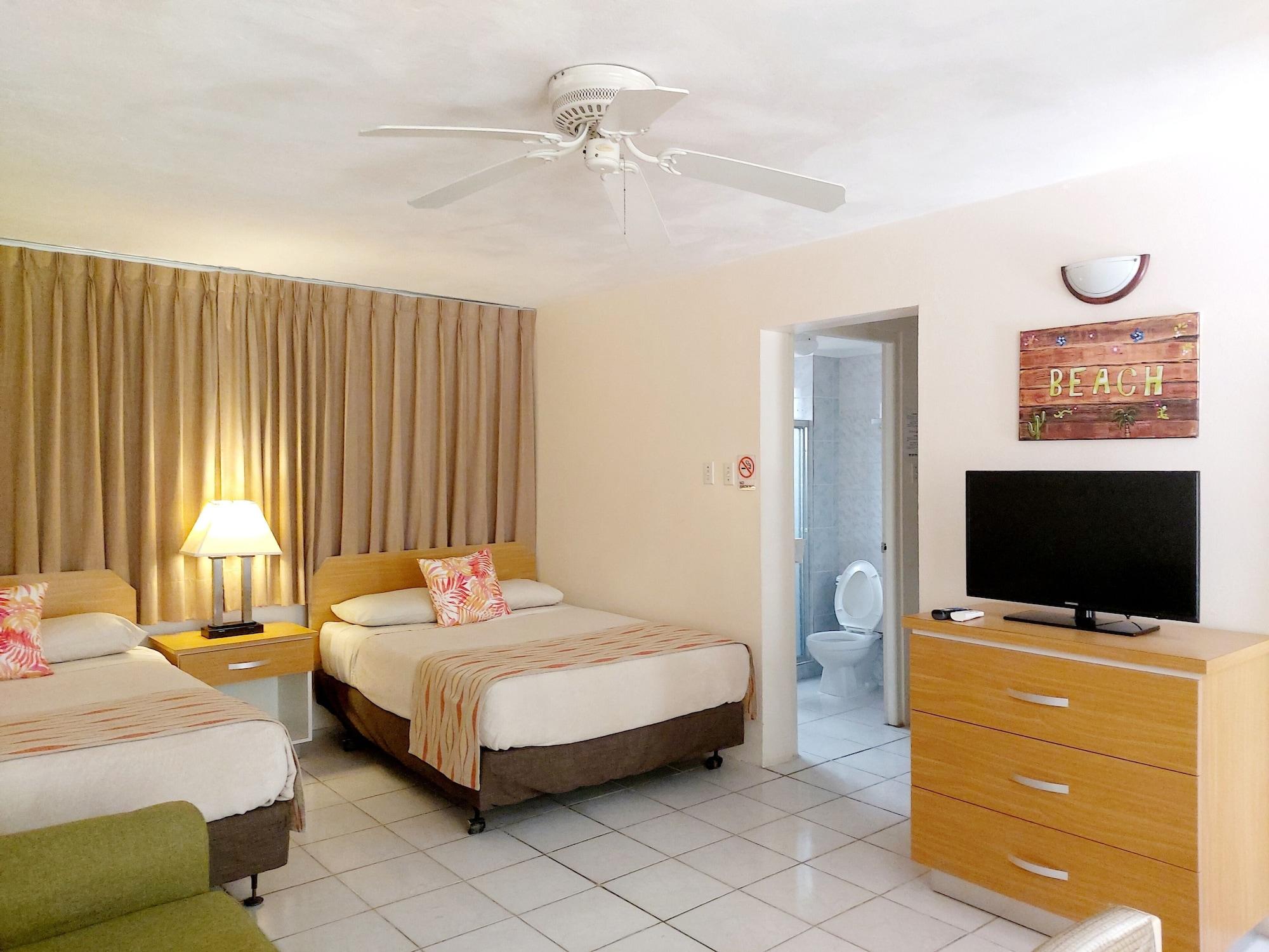 Sasaki Apartments Палм Бийч Екстериор снимка