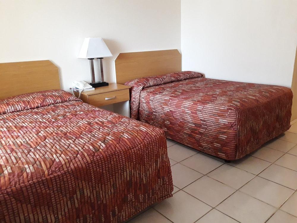 Sasaki Apartments Палм Бийч Екстериор снимка