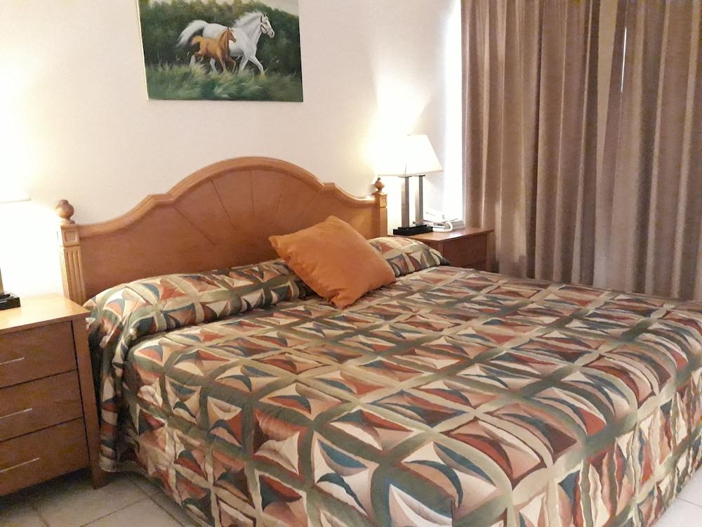Sasaki Apartments Палм Бийч Екстериор снимка
