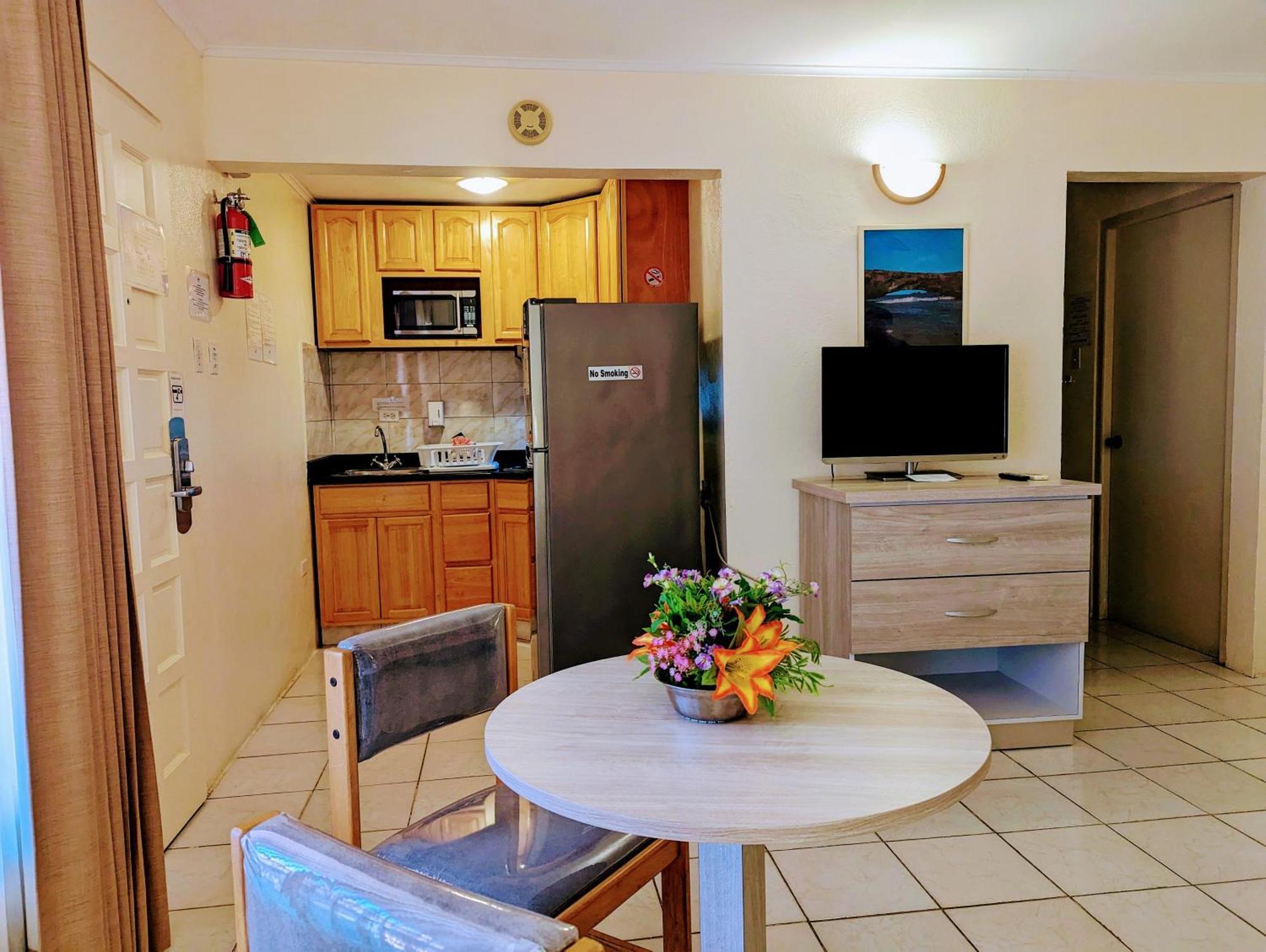Sasaki Apartments Палм Бийч Екстериор снимка
