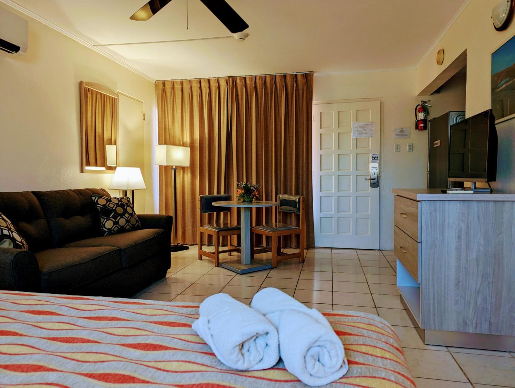 Sasaki Apartments Палм Бийч Екстериор снимка