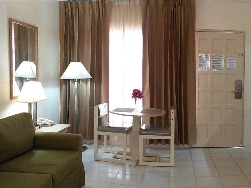 Sasaki Apartments Палм Бийч Екстериор снимка